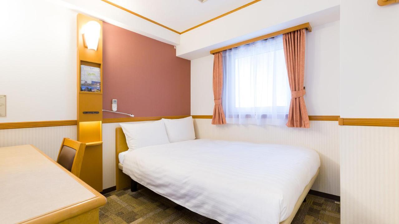 Toyoko Inn Kanazawa-Eki Higashi-Guchi Exterior foto